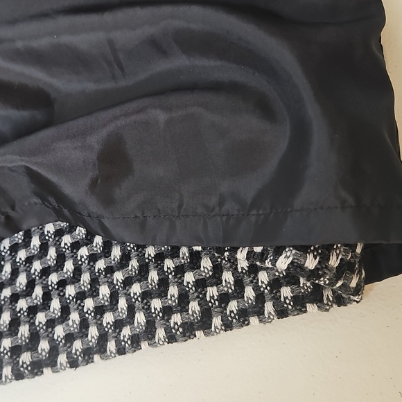 LOFT Black and White Textured Pencil Skirt - Picture 6 of 6